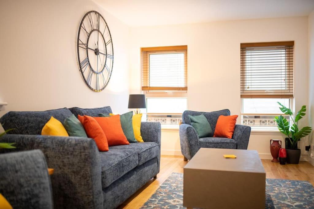 Modern City Centre Apartment In Inverness Dış mekan fotoğraf